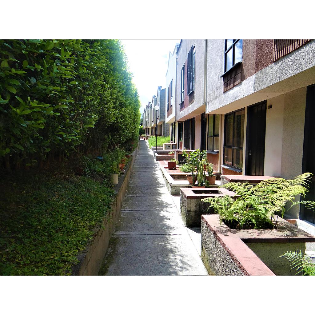 [ACs00079] Casa en zona EL CARMELO para arriendo - CASA 45