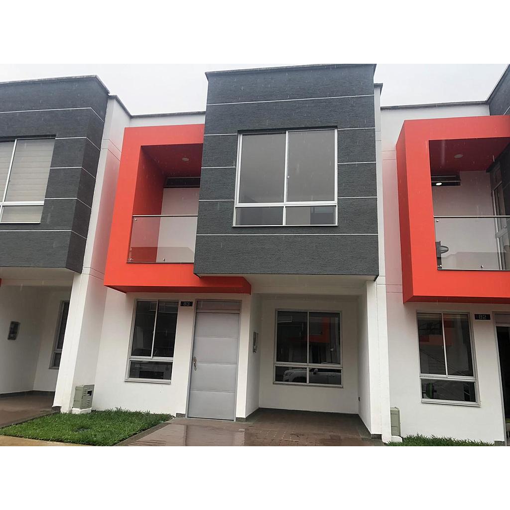 [ACs00073] Casa en zona RIO VERDE para arriendo - CASA #83