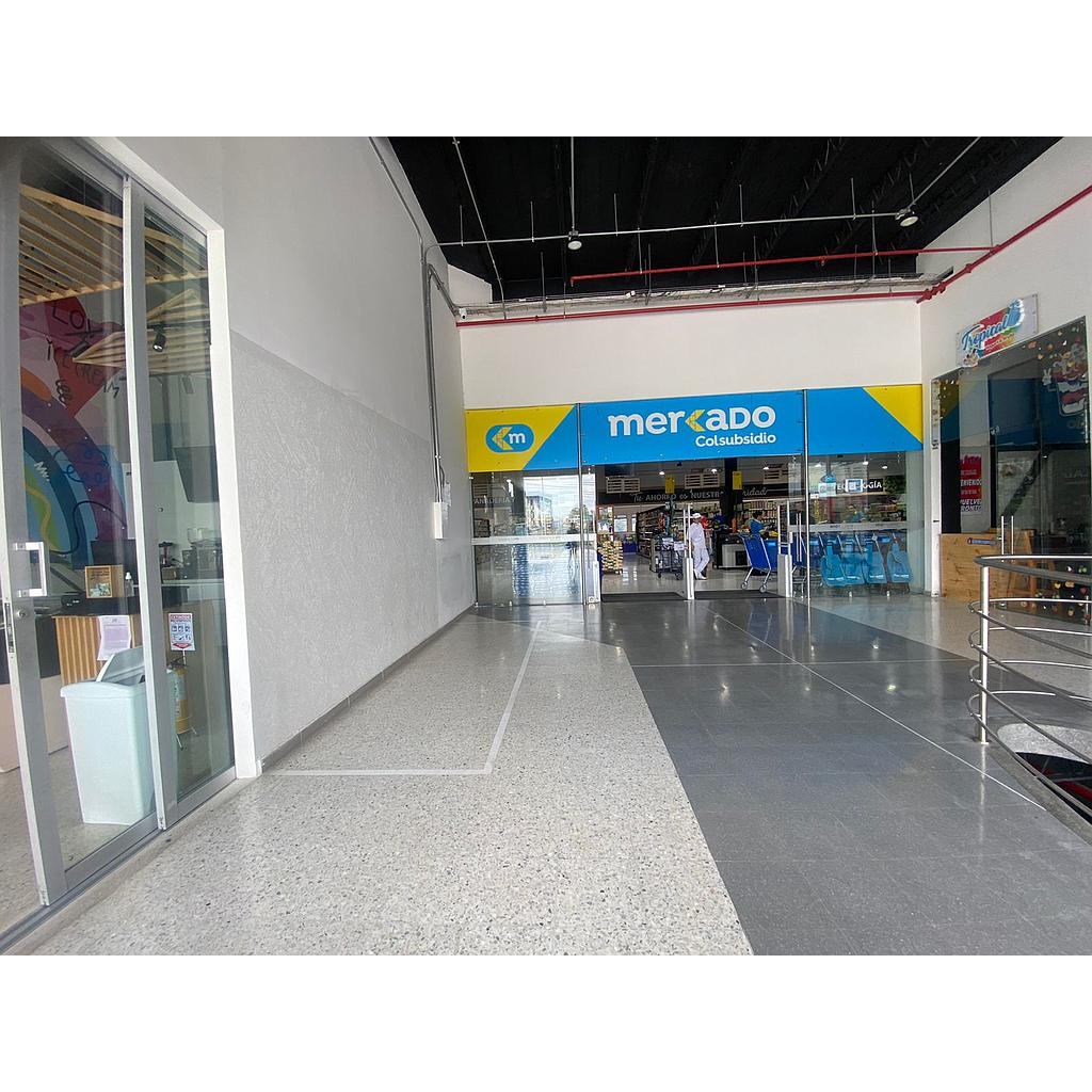 [A00ISLA01862] Isla Comercial en zona norte para arriendo - A00ISLA01862