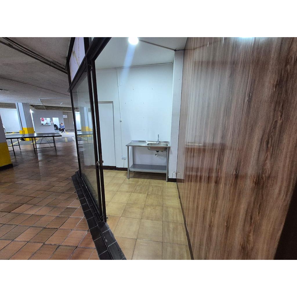 [ALocal02214] Local Comercial en zona Avenida Bolivar para arriendo - ALocal02214