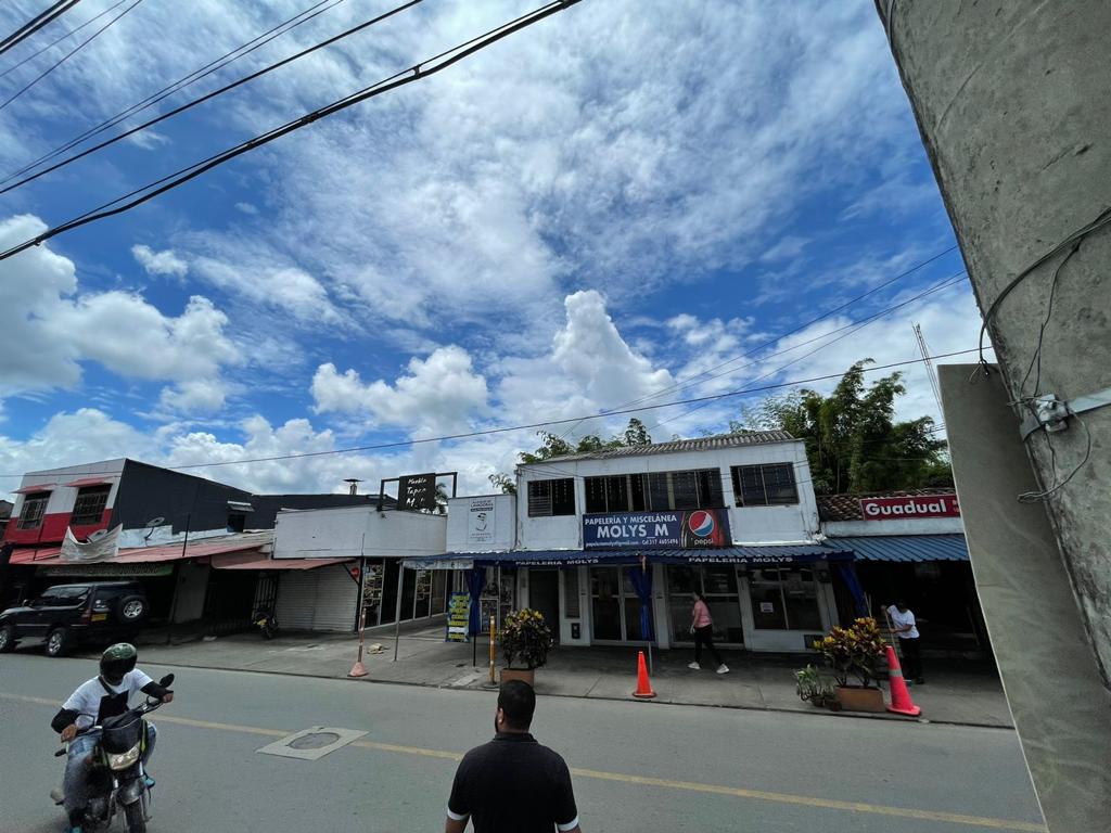 [V000665] Mall Comercial en zona Centro Pueblo Tapado para venta - V000665