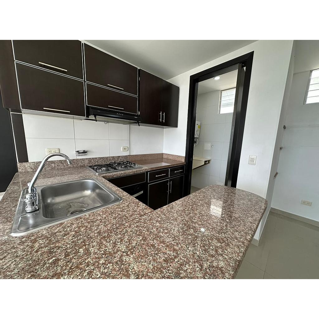 [AAprtmnt02537] Apartamento en zona Av. 19, Norte para arriendo - Edificio Siena 
