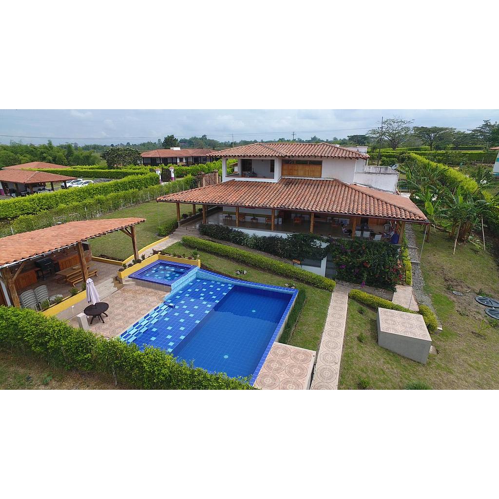 [AChalet C00880] Chalet Campestre en Montenegro cerca Parque del Café para arriendo