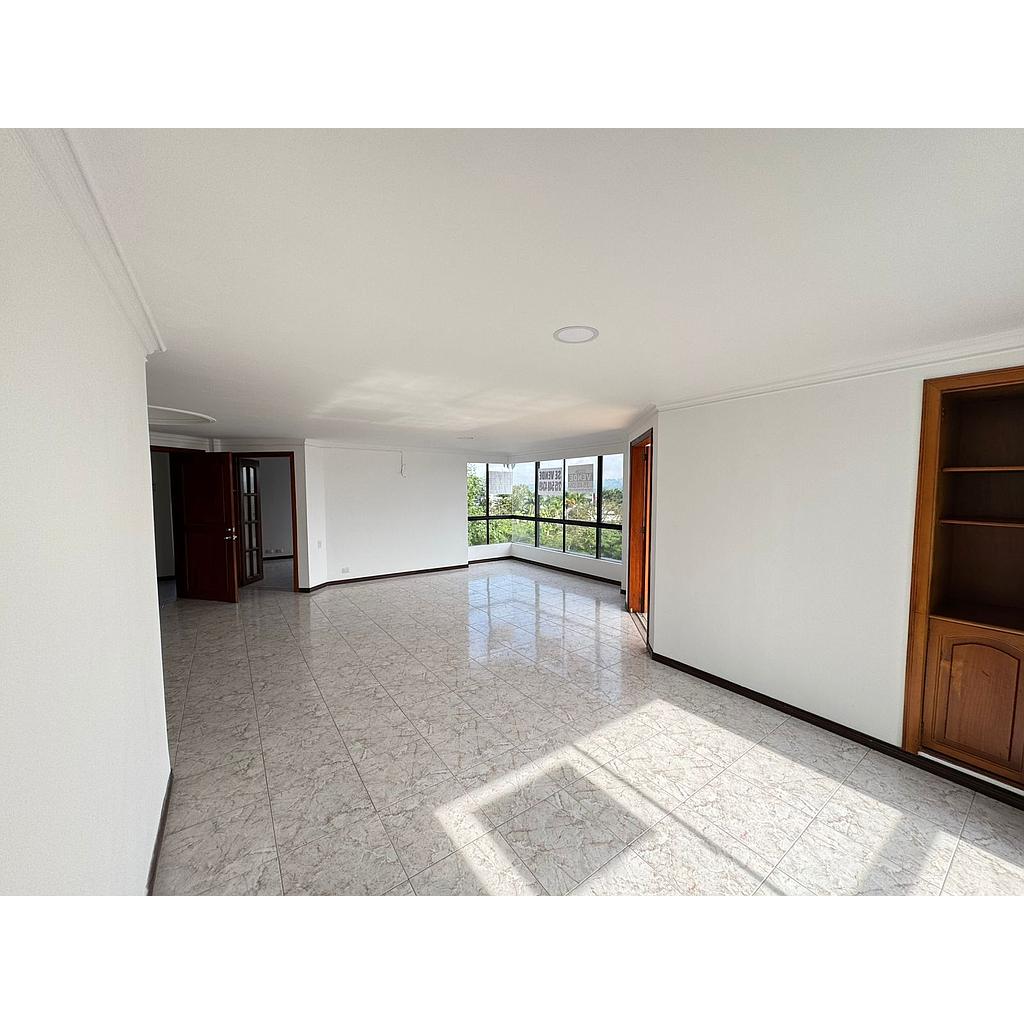 [VAprtmnt02380] Apartamento en zona fundadores para venta - VAprtmnt02380