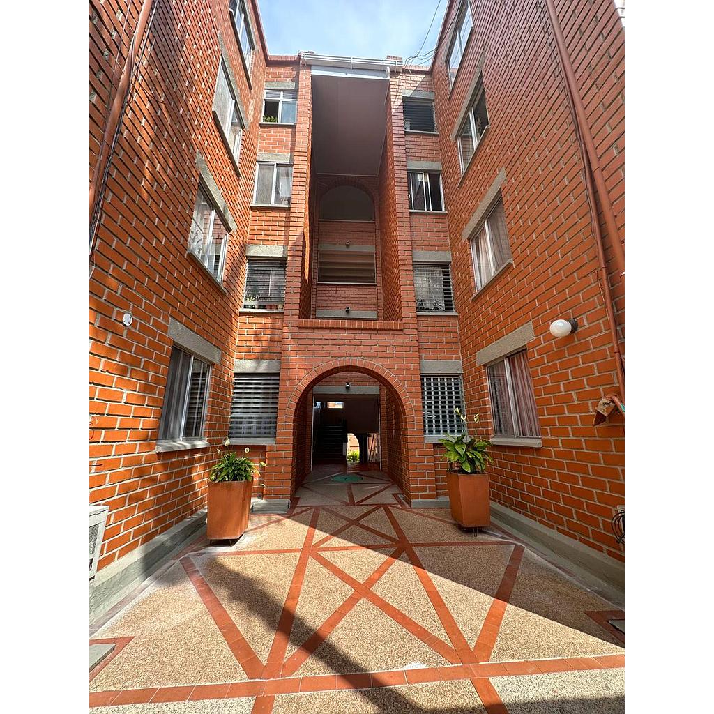 [VAprtmnt02553] Apartamento en zona fundadores para venta - APARTAMENTO