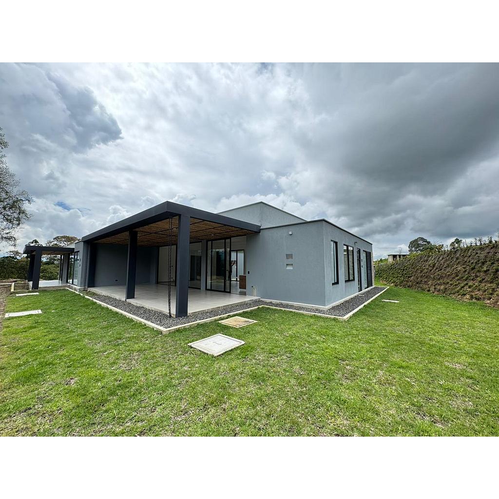 [VCampestre02254] Casa Campestre en zona Vía Circasia para venta - Casa campestre