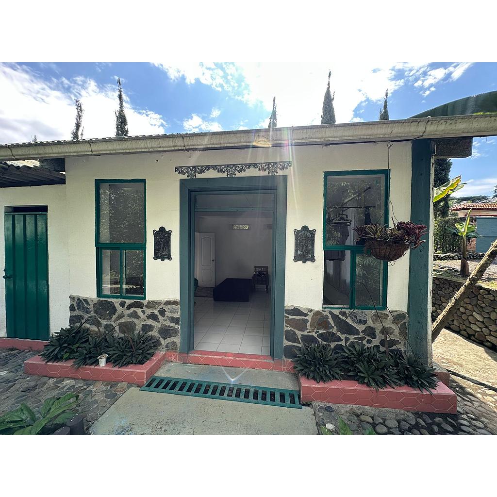 [ACampestre02346] Casa Campestre en zona via tebaida para arriendo - via La Tebaida antes del Club campestre Portofino- San Jose de La Cabrera