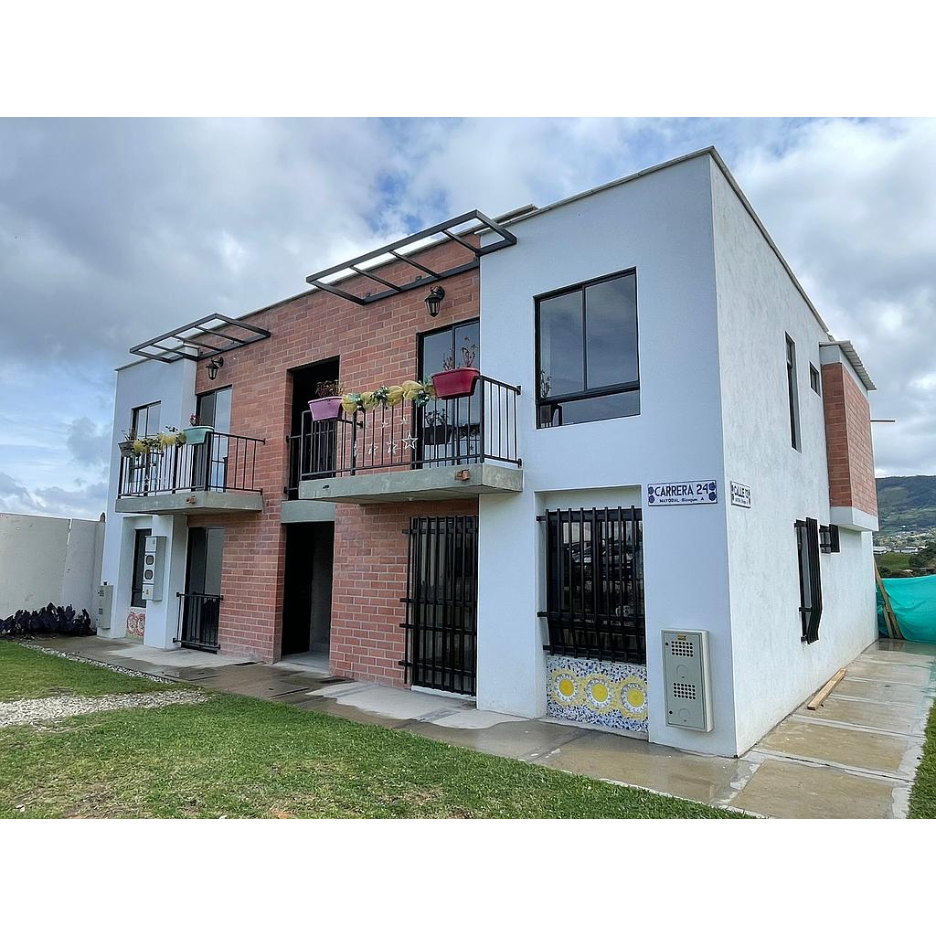 [VCs00969] Casa en zona Antioquia para venta -  Proyecto El Carmen Colonial