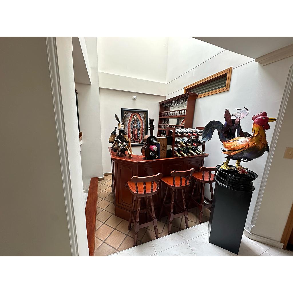 [VCs01849] Casa en zona Laureles para venta - VCs01849