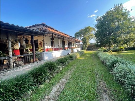 [ACampestre01063] Casa Campestre en zona EN EL KM 3 DE ARMENIA para arriendo - ACampestre01063
