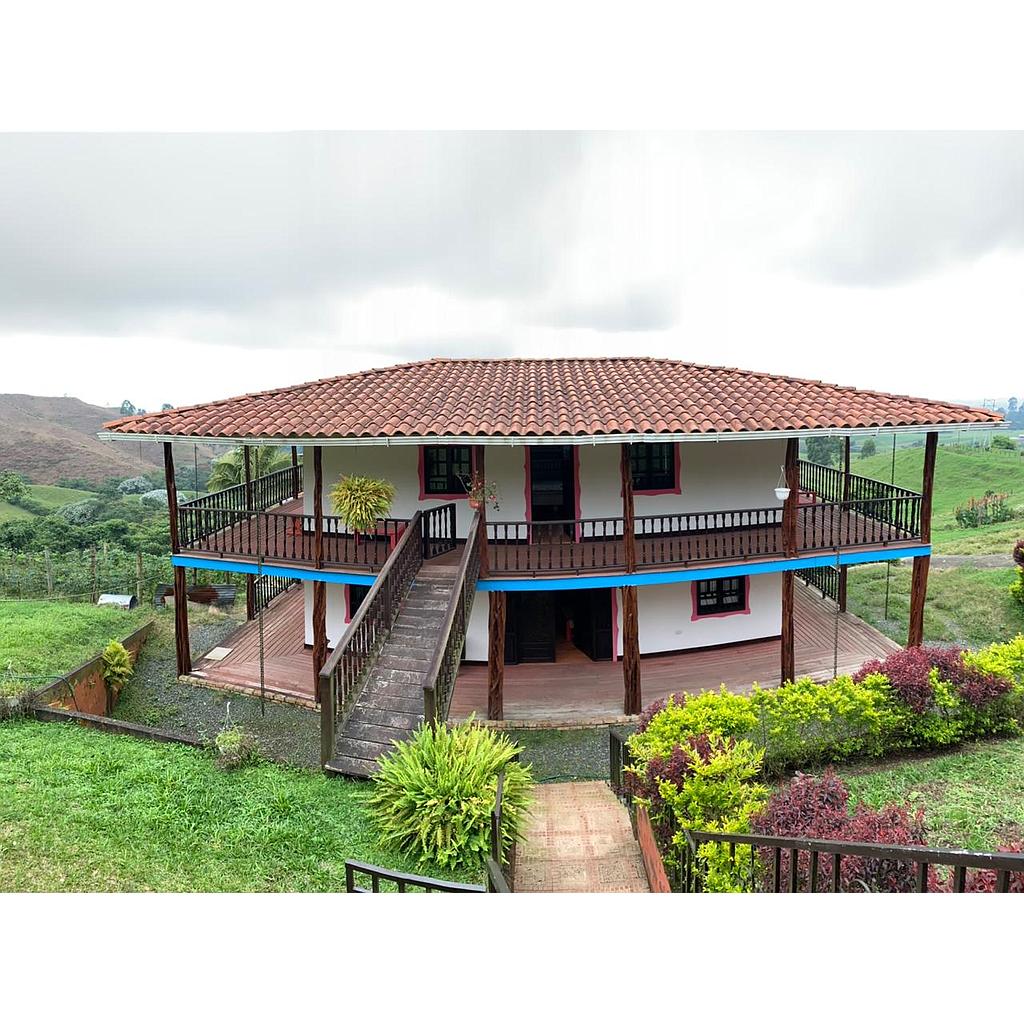 [ACampestre00140] Casa Campestre en zona Filandia, Mirador para arriendo - Mirador