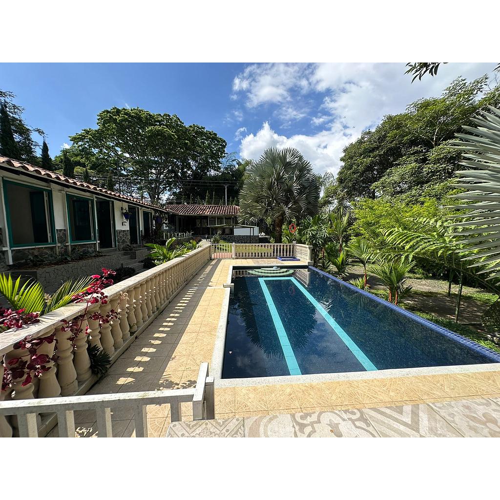 [ACampestre02347] Casa Campestre en zona Via Tebaida sector campestre para arriendo - via La Tebaida antes del Club campestre Portofino- San Jose de La Cabrera
